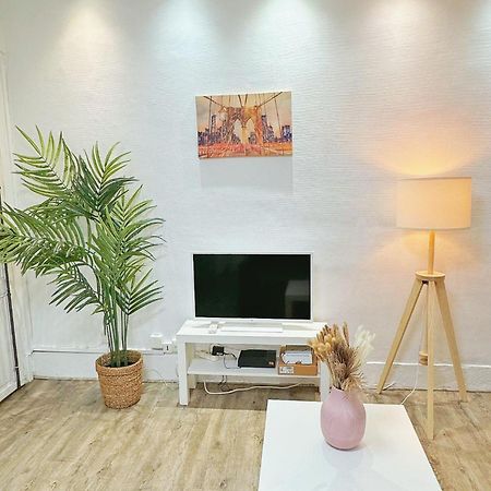 2 Minutes Metro Pasteur Paris 15Th Cosy Apartment Free Parking Exterior foto