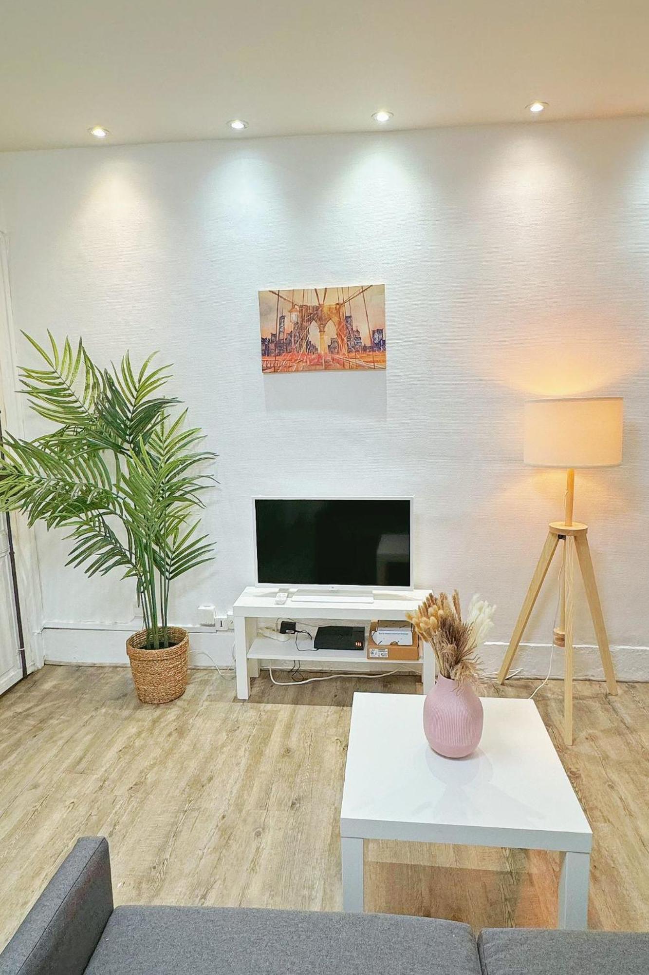 2 Minutes Metro Pasteur Paris 15Th Cosy Apartment Free Parking Exterior foto